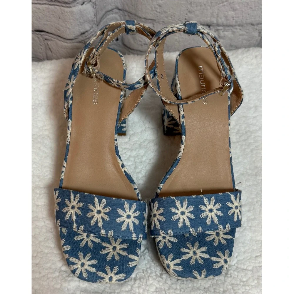 Maurices Natalie Blue Denim Daisy Embroidered Platform Block Heel Sandals 7M